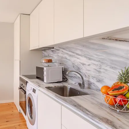 Apartment Hostwise - Modern & Cozy Flat | Near The Matosinhos (Porto)