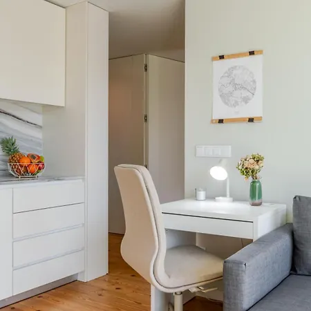 Apartment Hostwise - Modern & Cozy Flat | Near The Matosinhos (Porto)