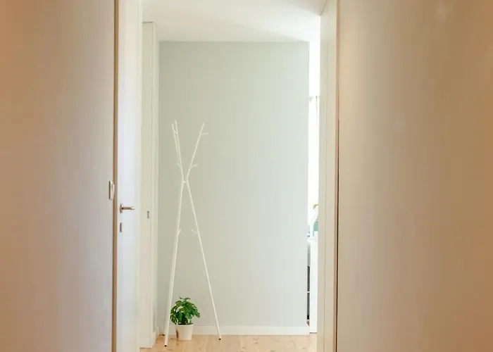 Hostwise - Modern & Cozy Flat | Near The * マトジニョシュ