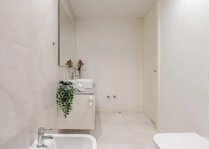 Hostwise - Modern & Cozy Flat | Near The *