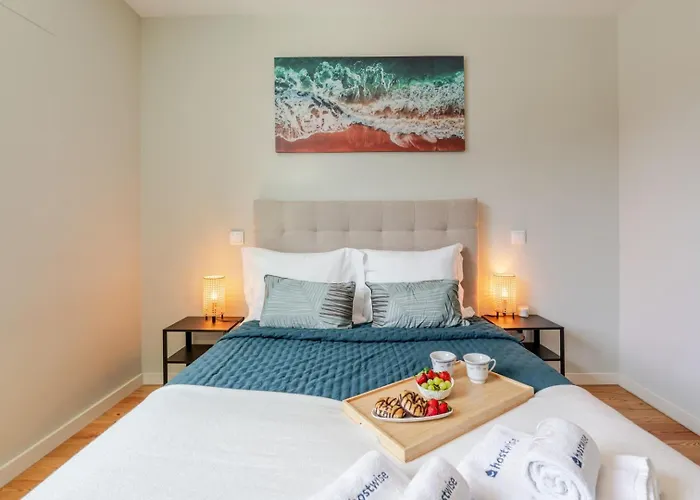 Appartement Hostwise - Modern & Cozy Flat | Near The