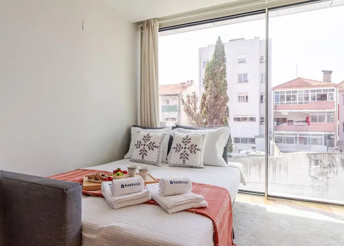 Hostwise - Modern & Cozy Flat | Near The Appartement Matosinhos (Porto)